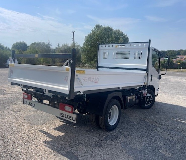 ISUZU M27 GENERATION 2