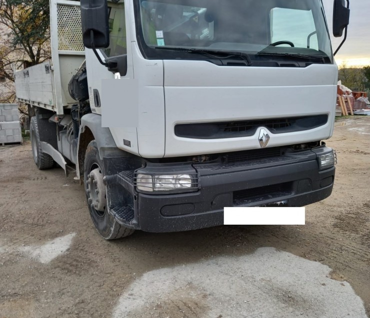 Renault Premium Lander 320